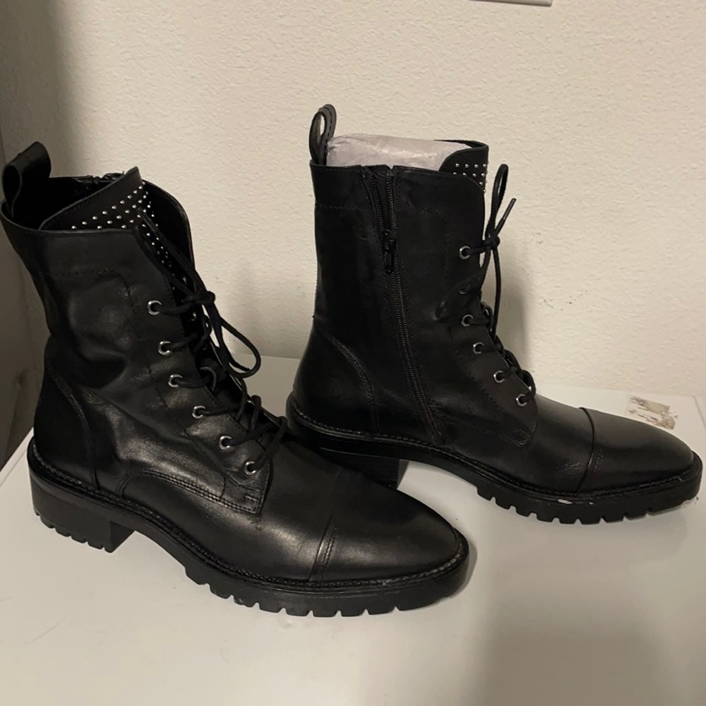 Zara brand new with tag black ankle boots size 41